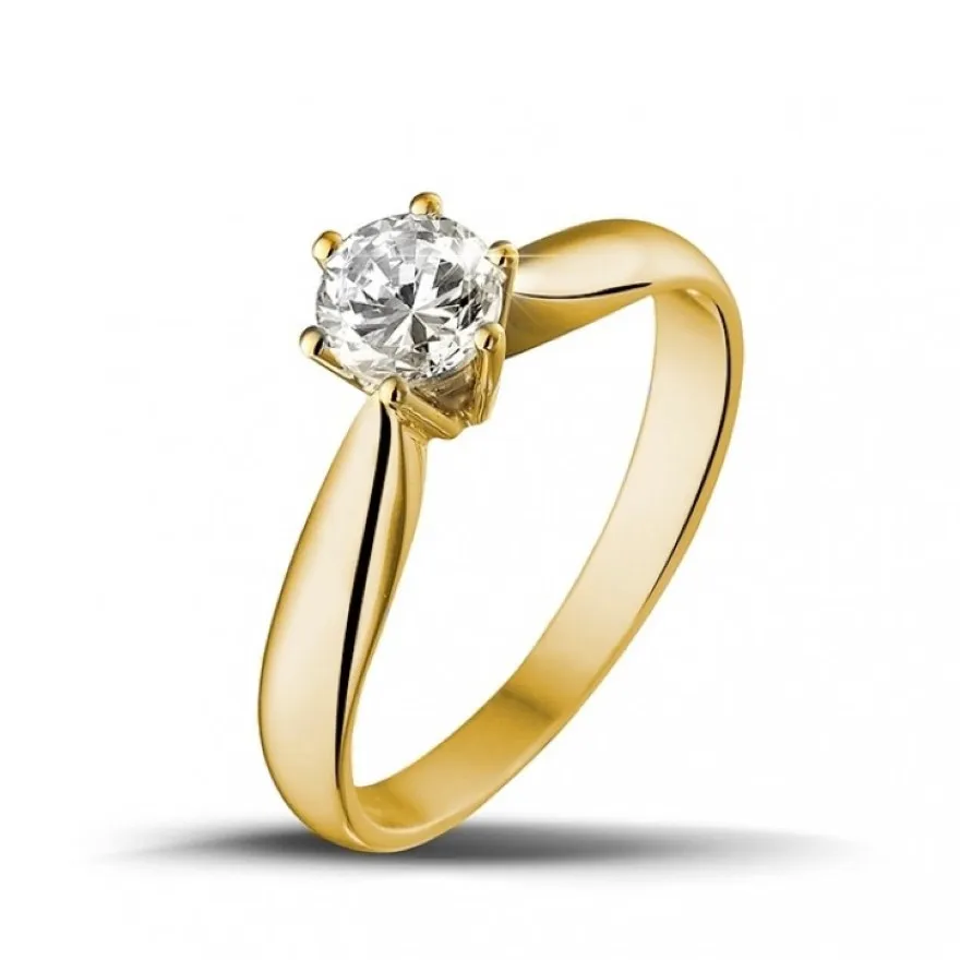 0.50 quilates anillo solitario diamante en oro amarillo 