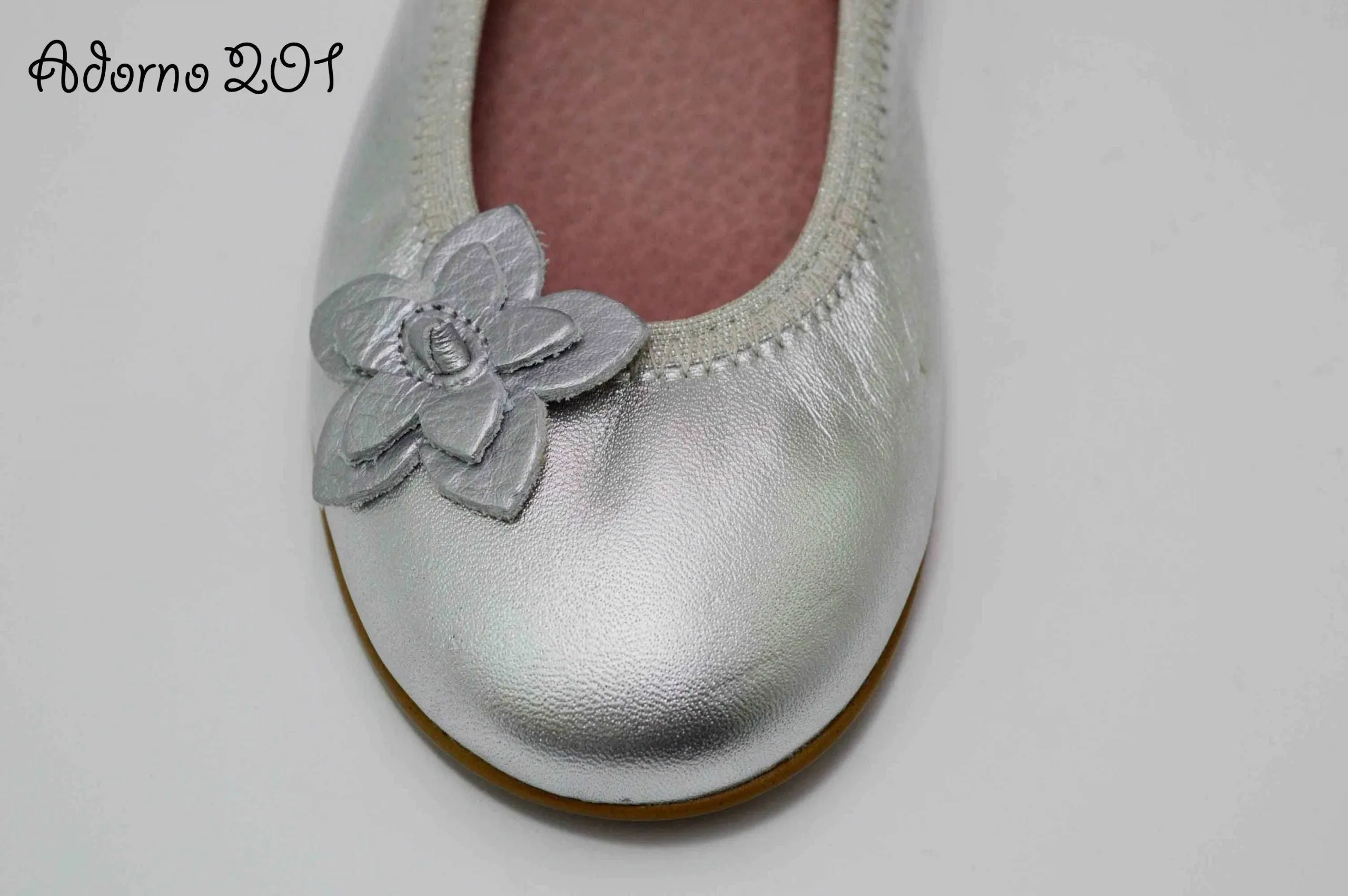 Adornos flor de piel en plata para zapatos