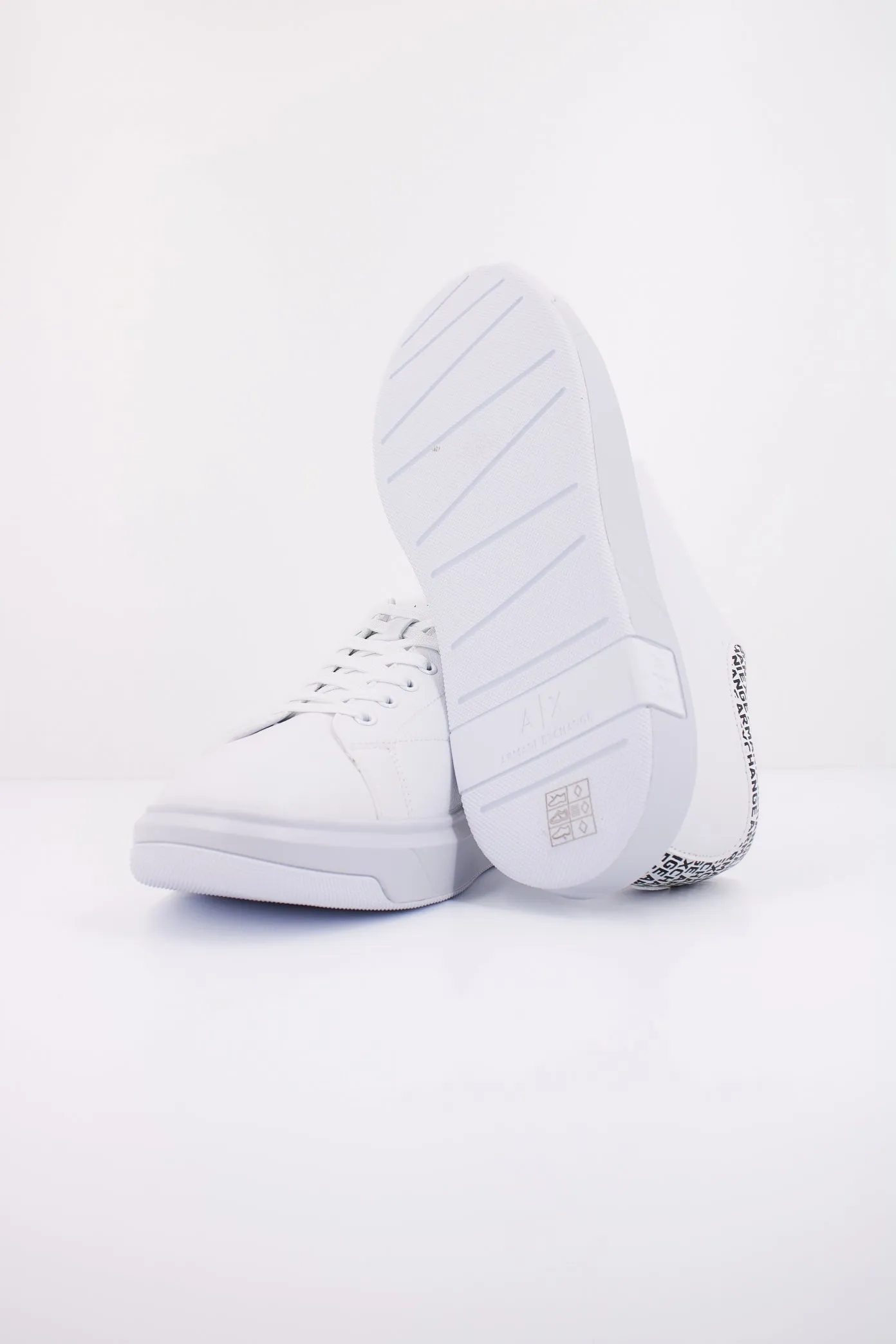ARMANI EXCHANGE XUX123 XV761
