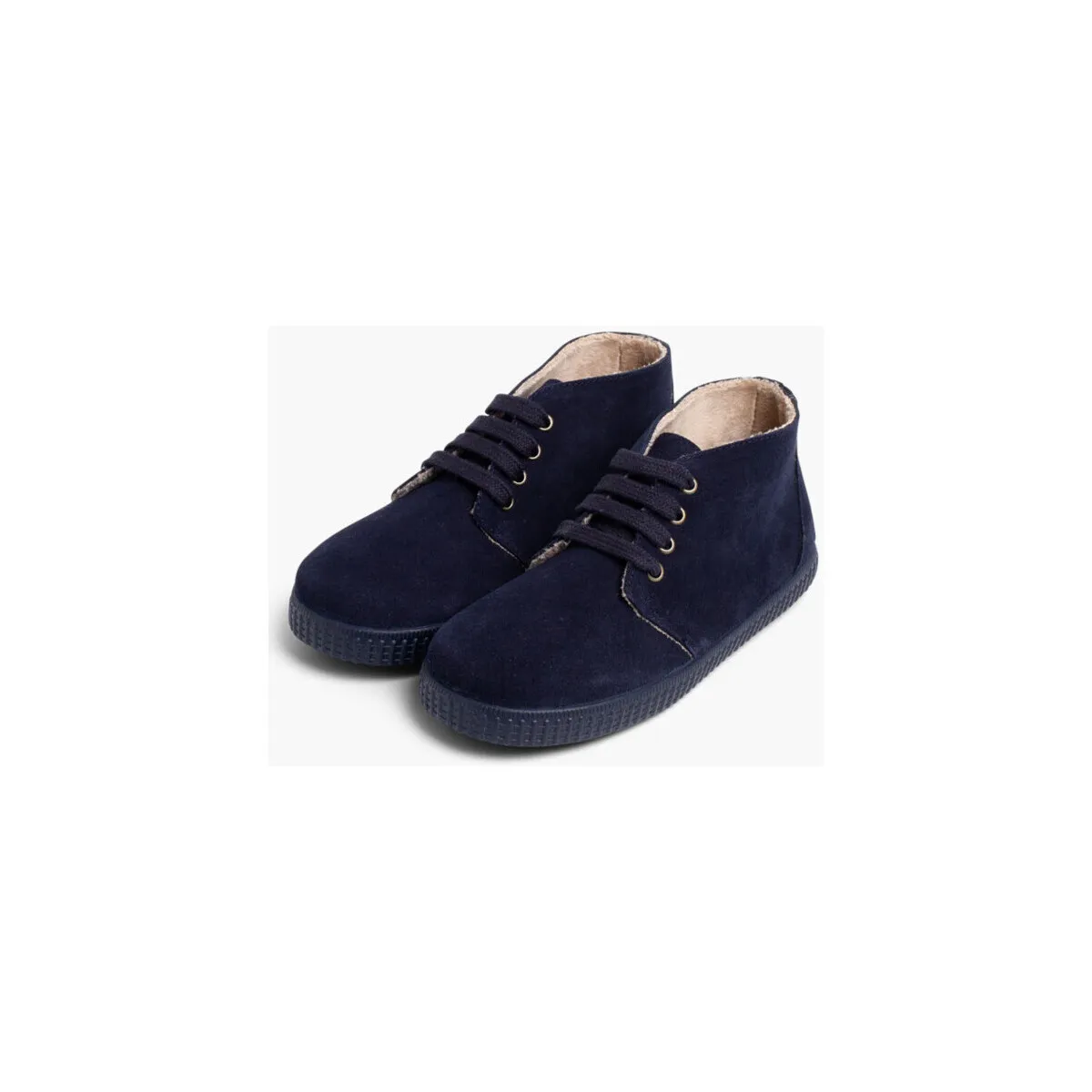 Botas De Pelo Interior Con Cordones