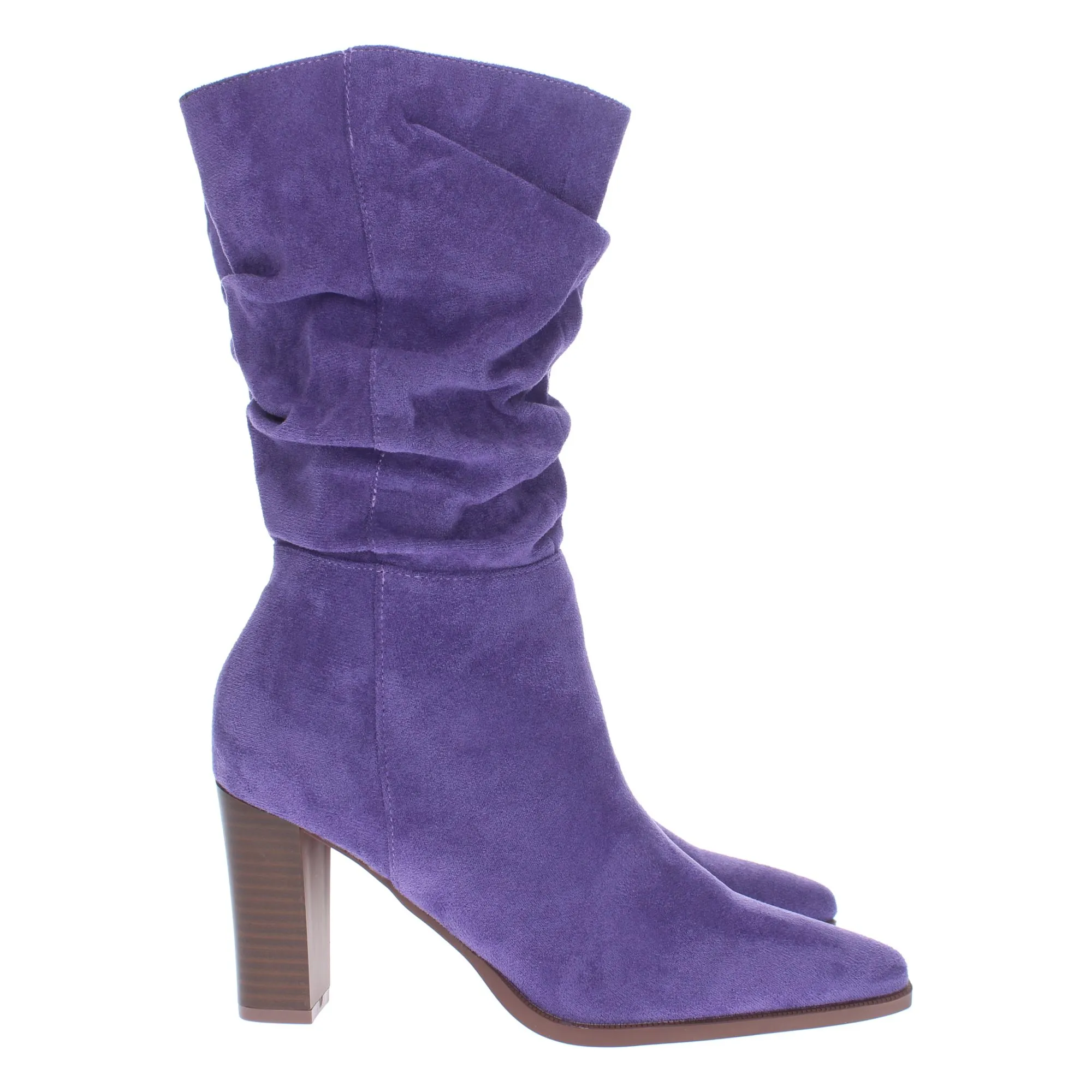 Botas de tacón cómodo de caña arrugada en color morado mujer