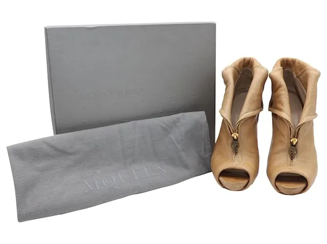 Botines con cremallera Faithful de Alexander McQueen en cuero beige Castaño 