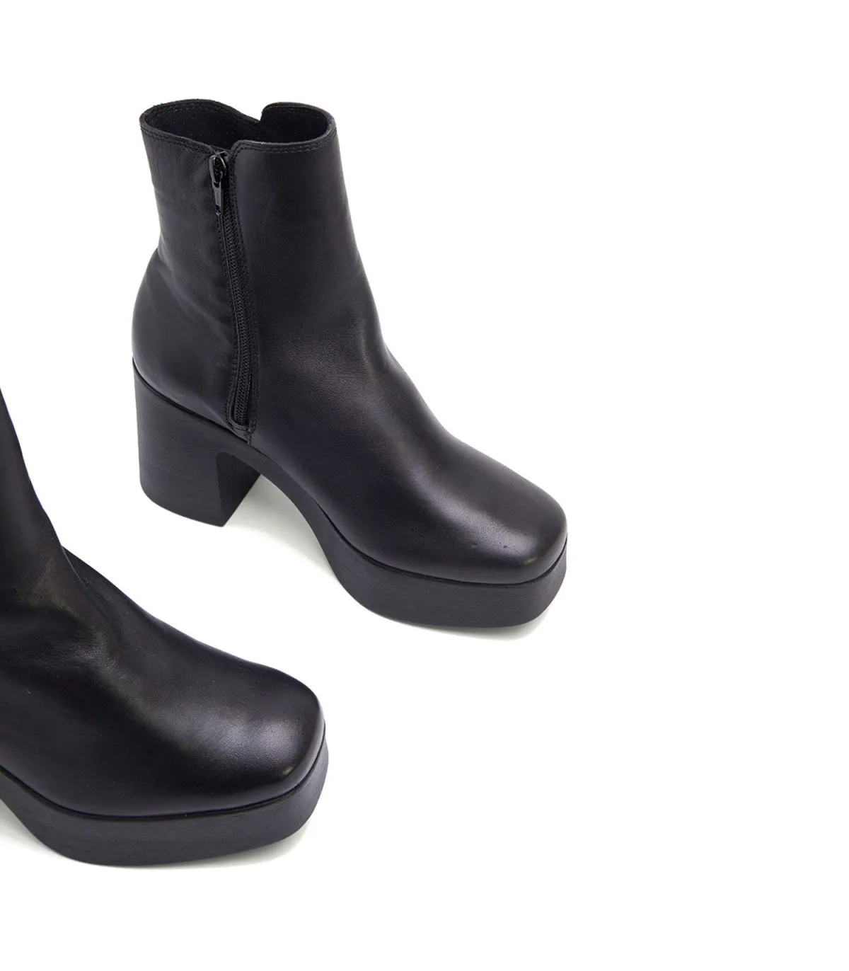 BOTINES DE TACÓN NEGRO CON CREMALLERA LIA