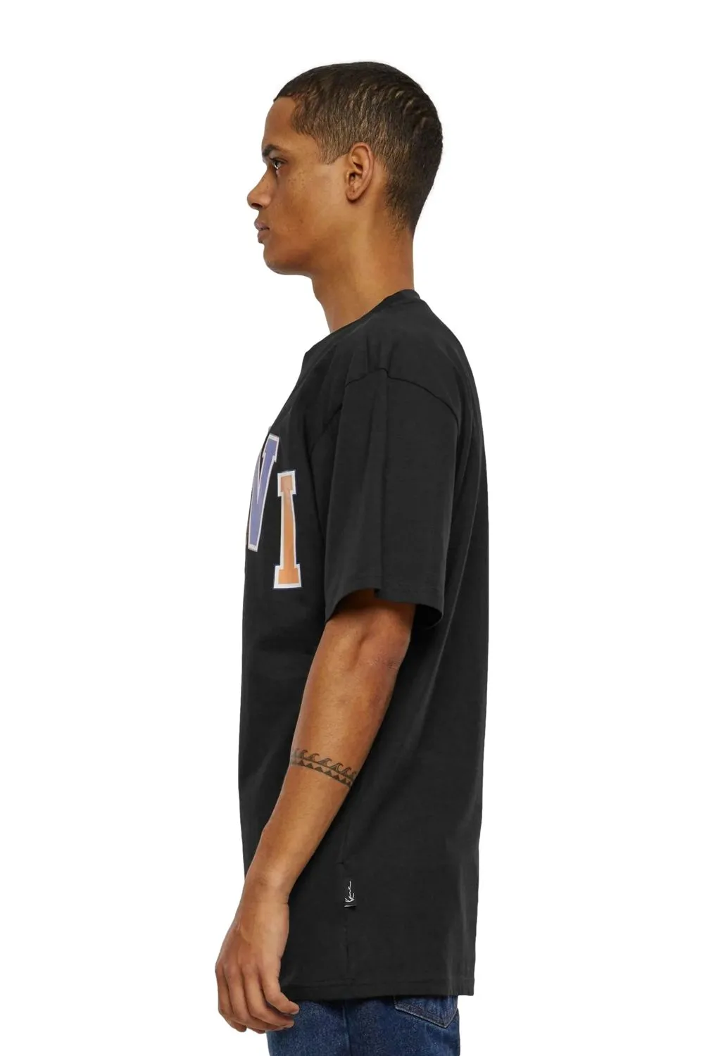 Camiseta karl kani negra woven signature logo tee