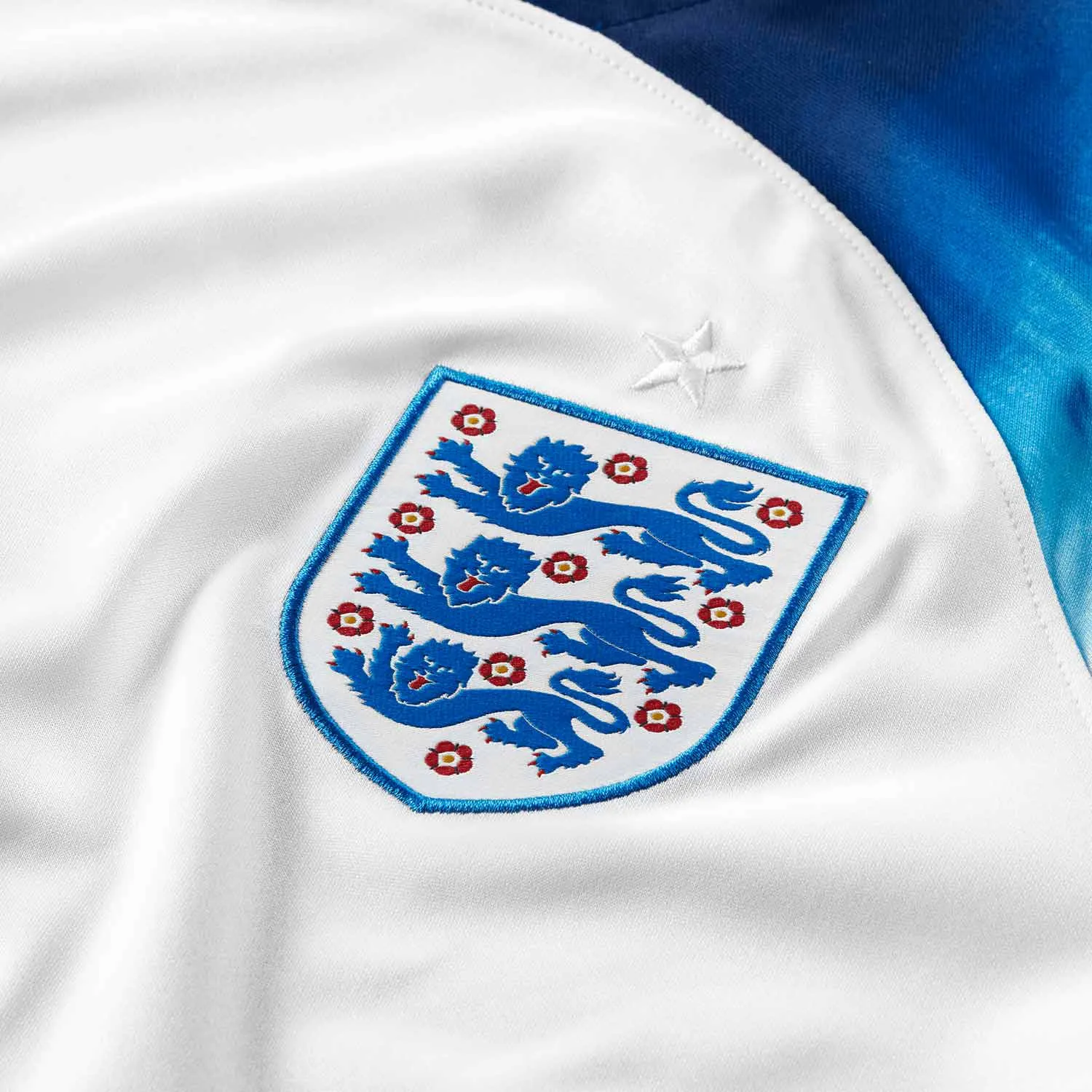 CAMISETA NIKE INGLATERRA SAKA 2022 2023 DRIFIT STADIUM