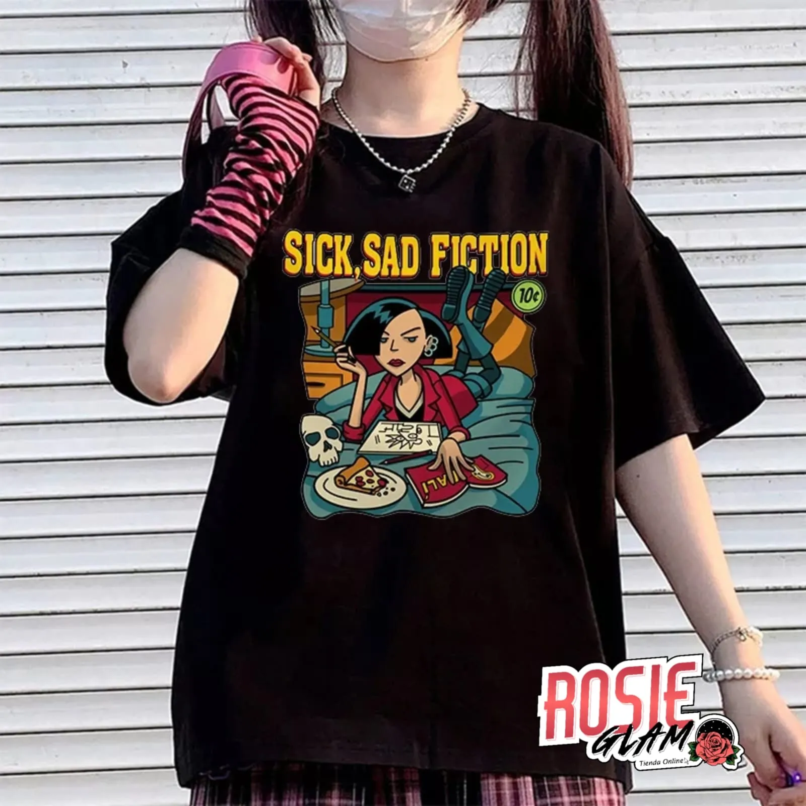 CAMISETA SICK SAD FICTION  ROSIEGLAM