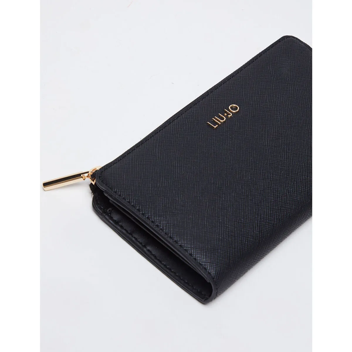 Cartera grande con cremallera