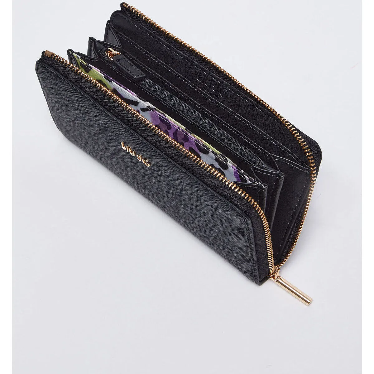 Cartera grande con cremallera