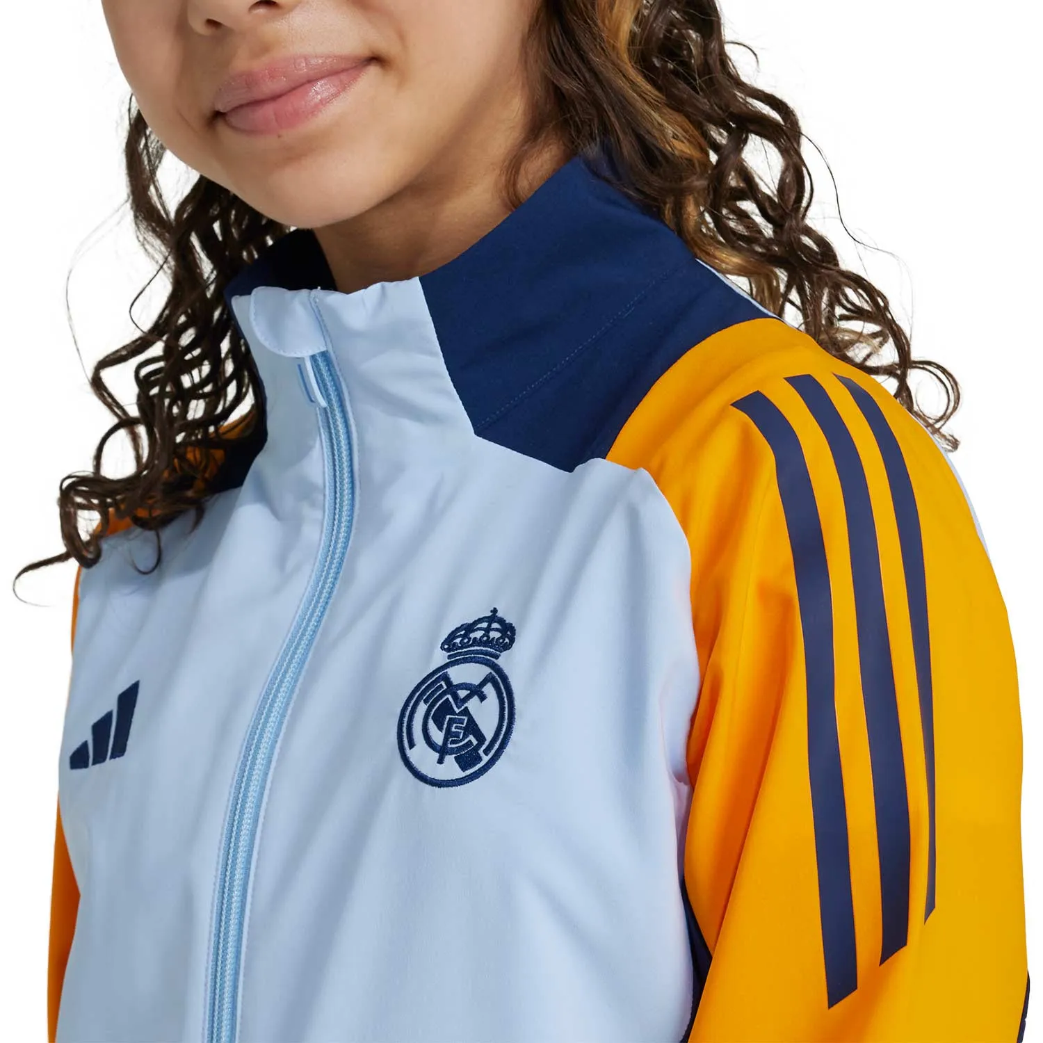 Chaqueta adidas niño Real Madrid presentación