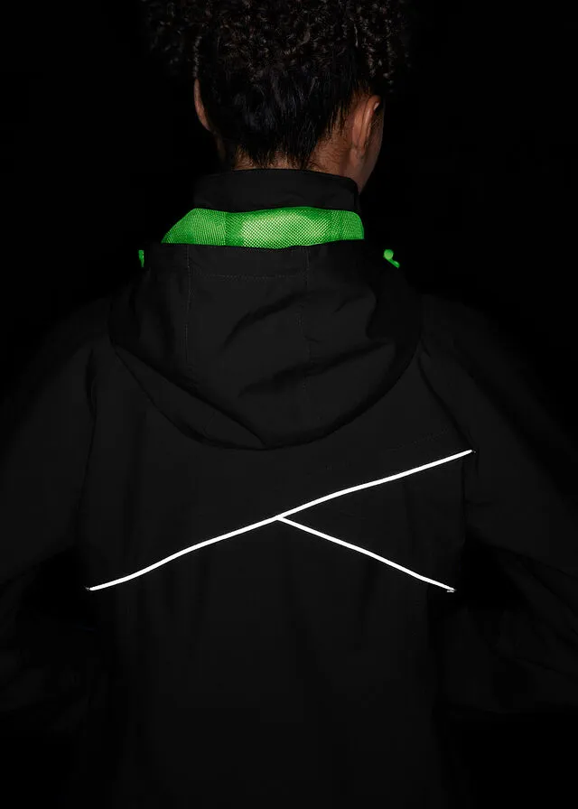 Chaqueta funcional impermeable con detalles reflectantes Negro