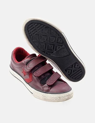 Converse Deportiva granate print estrellas