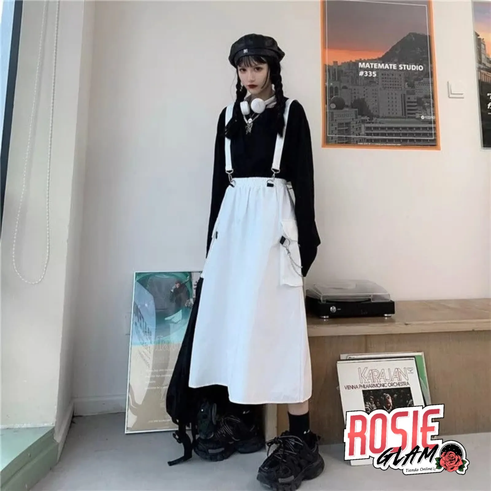 FALDA BLANCA CON CARGADERAS  ROSIEGLAM