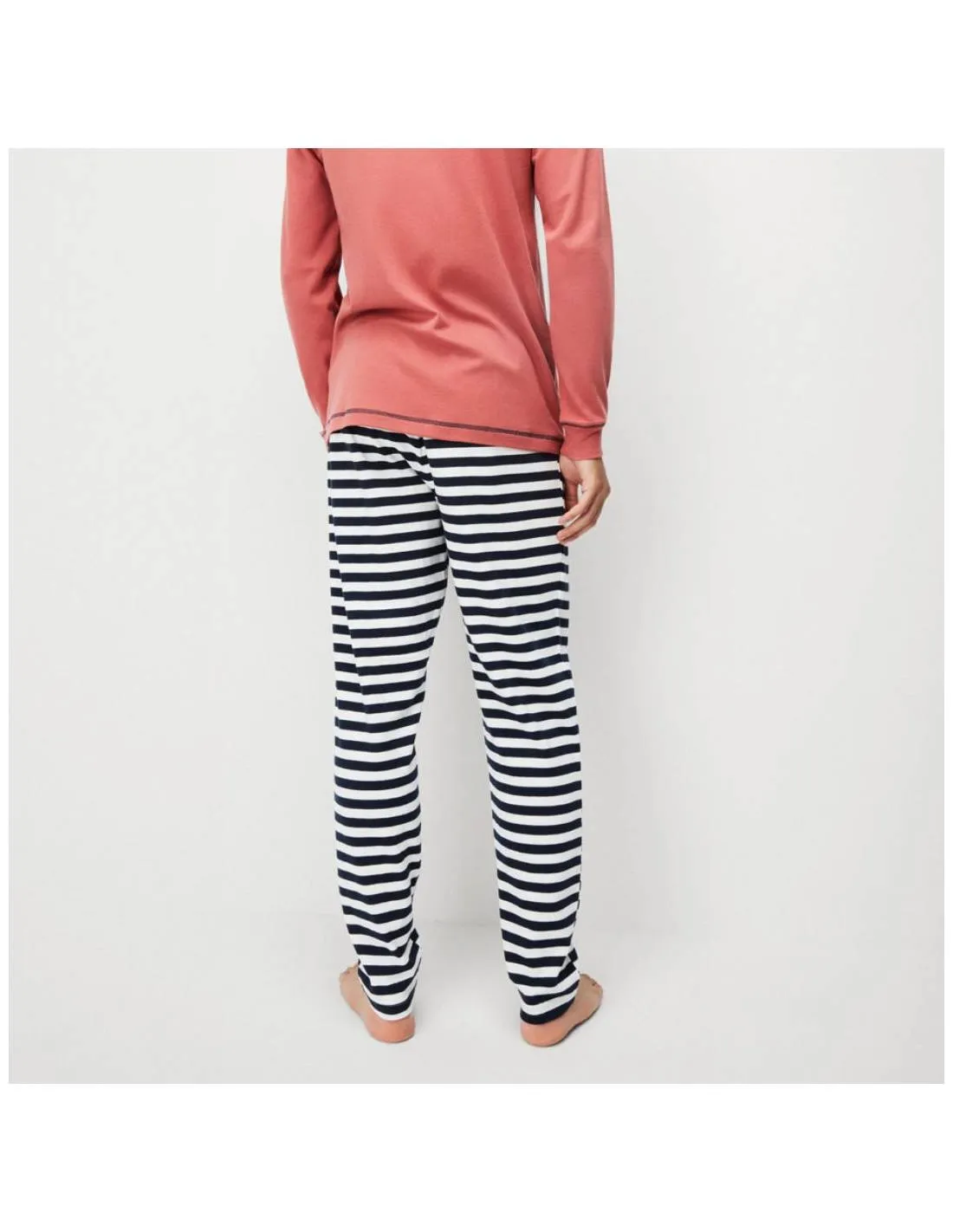 GISELA  PIJAMA DE SNOOPY PARA HOMBRE