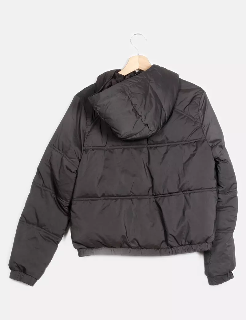 H&M Plumas