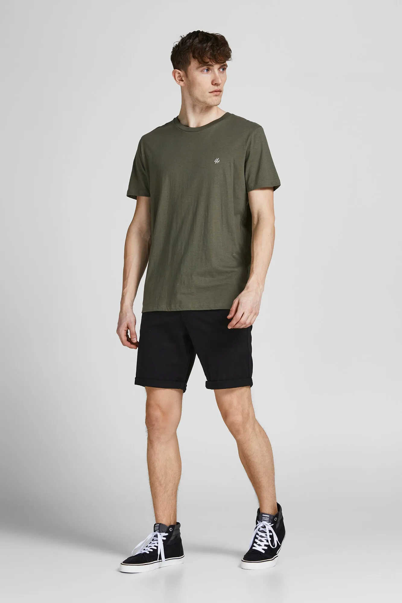 Jack & Jones Bermuda estilo chino, con 4 bolsillos.