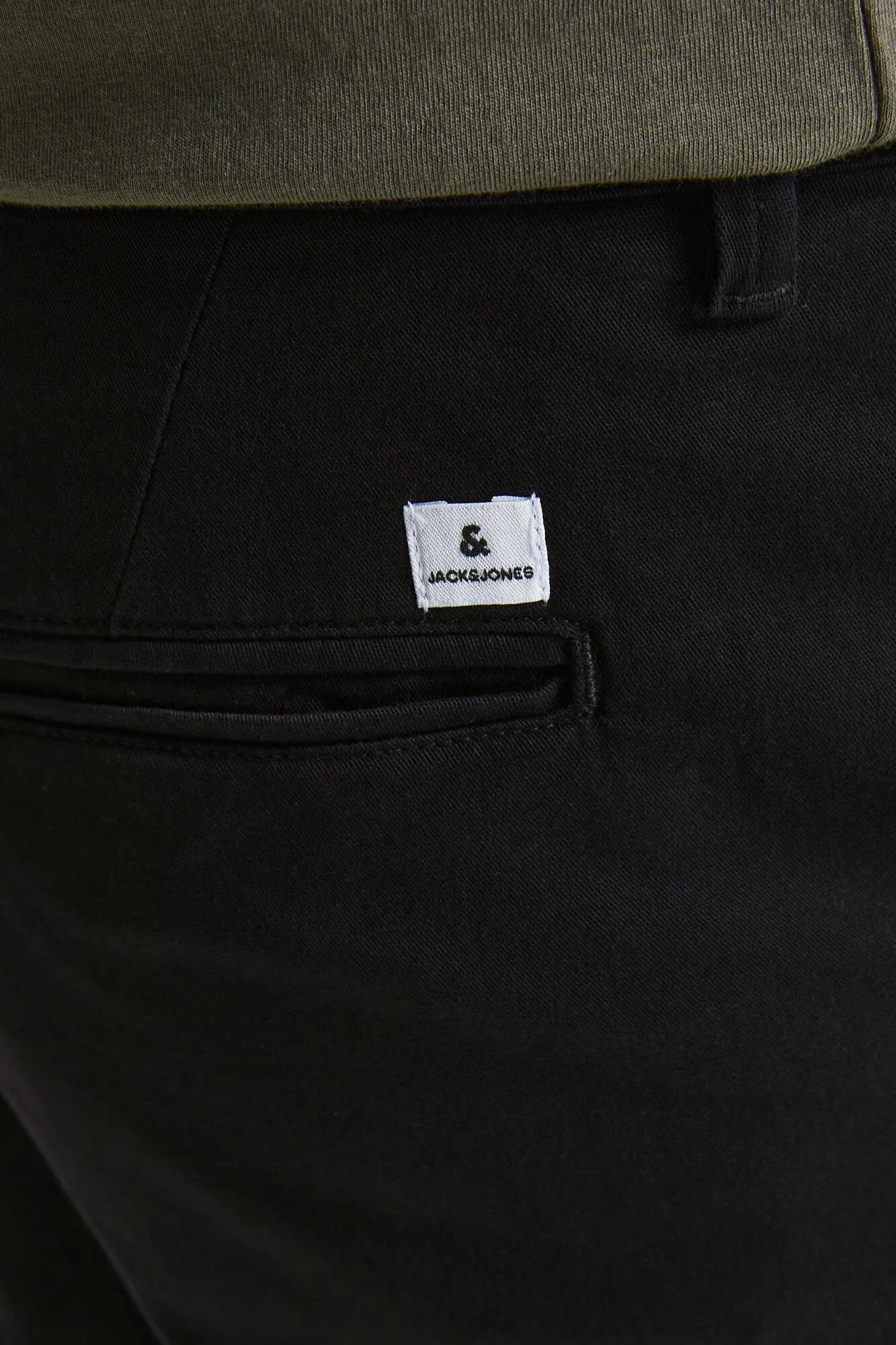 Jack & Jones Bermuda estilo chino, con 4 bolsillos.