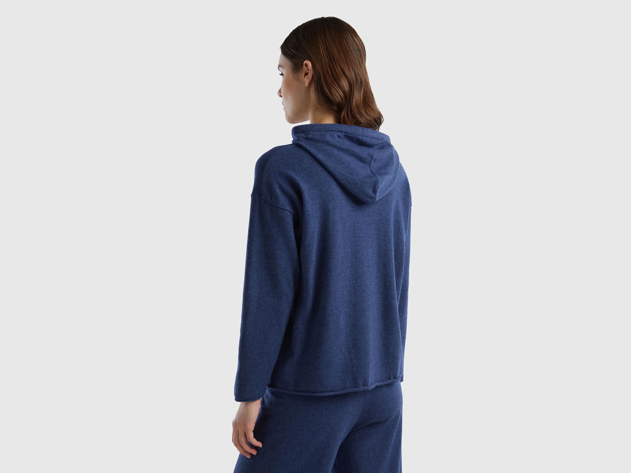 Jersey azul de cachemir mixto con capucha