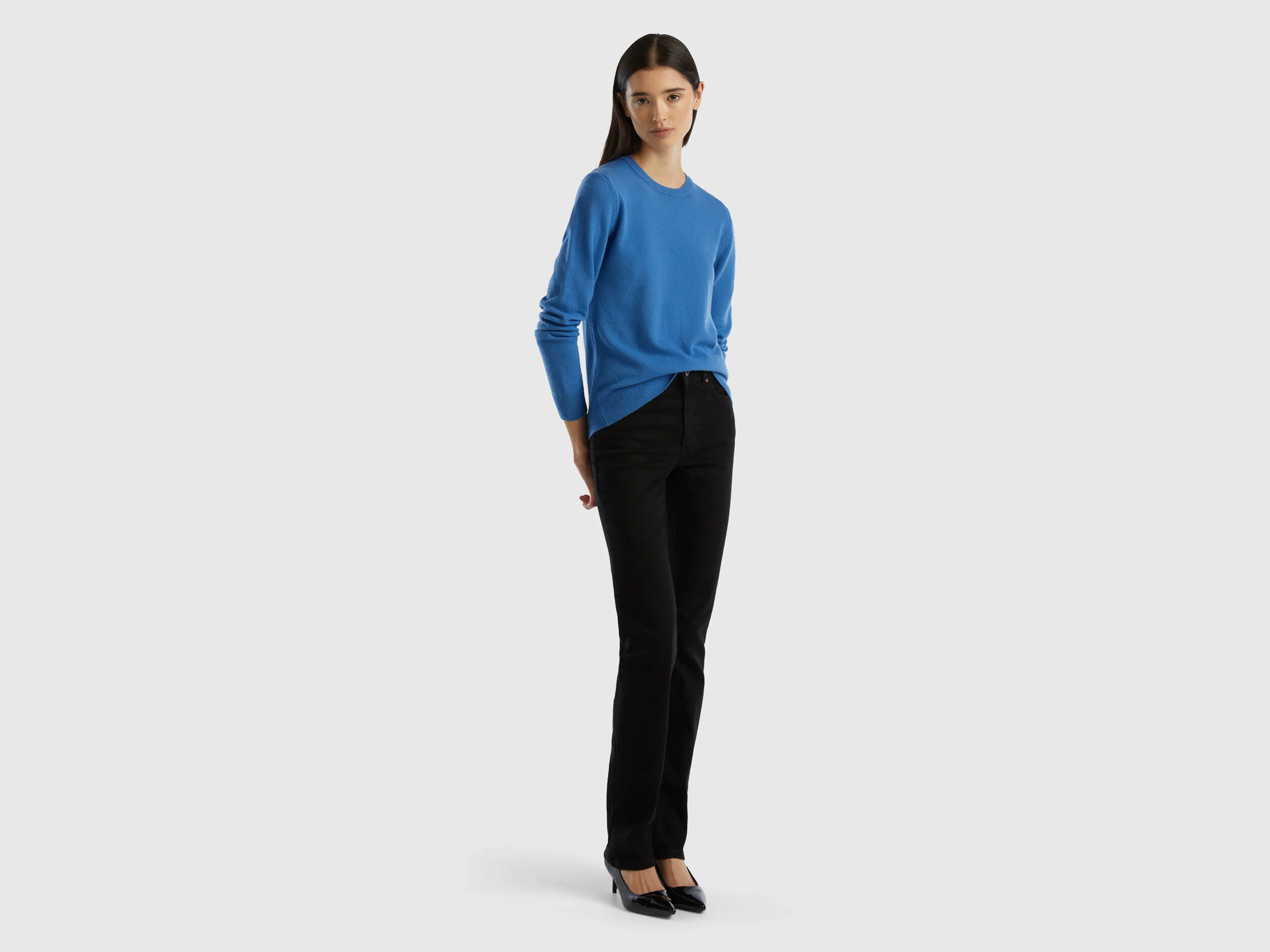 Jersey de cuello redondo azul oscuro de lana merina