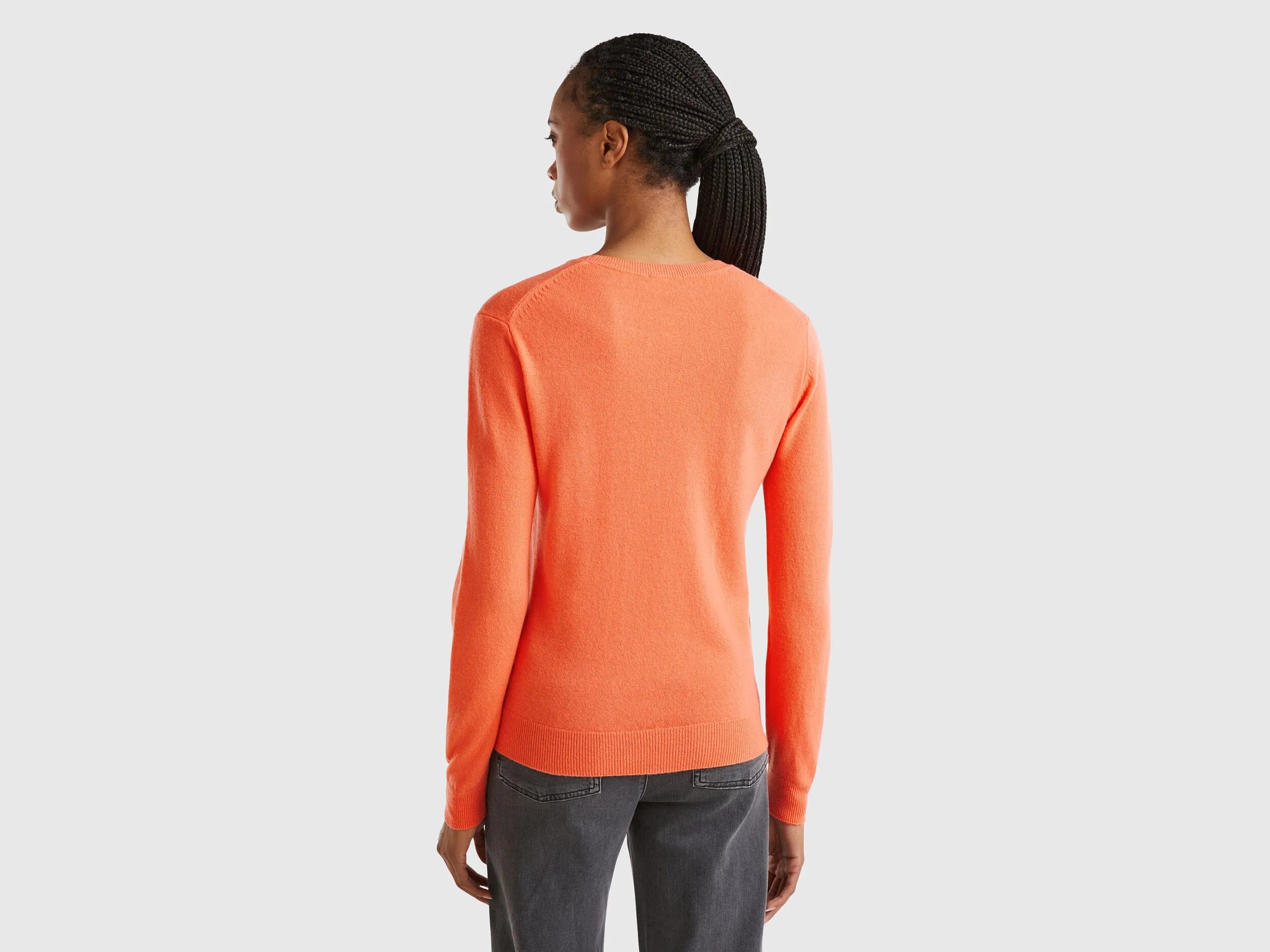 Jersey de cuello redondo coral en pura lana merina