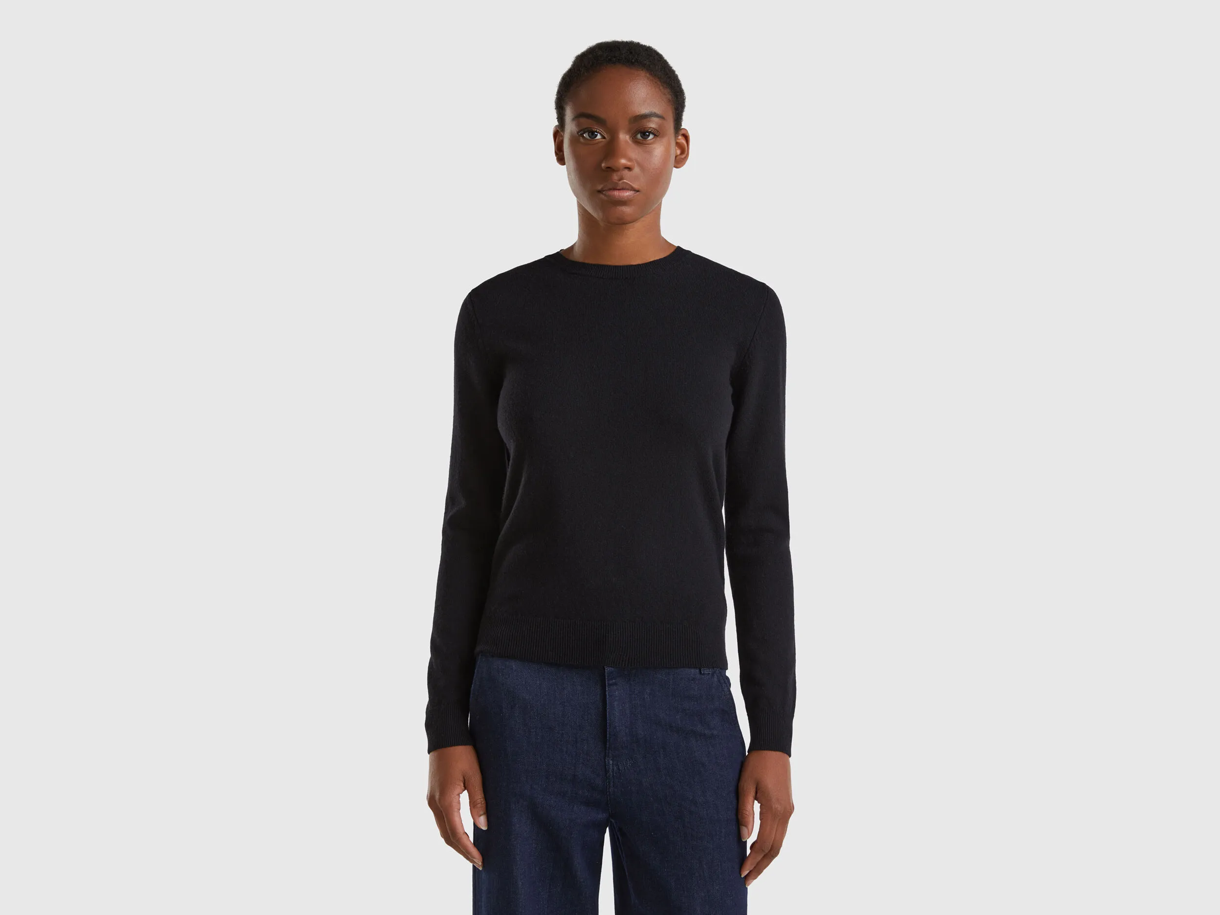 Jersey de cuello redondo negro de lana Merina