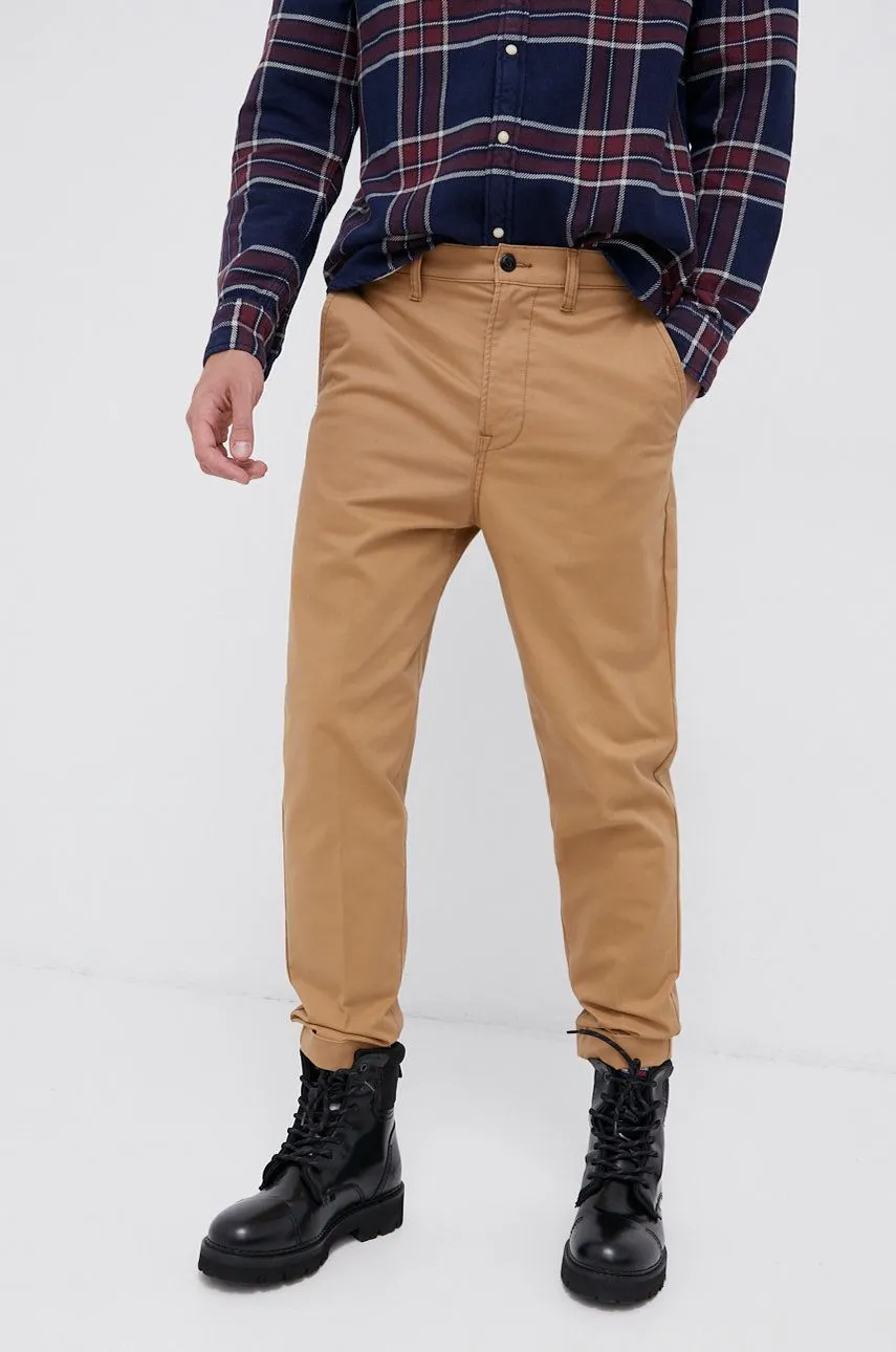 Lee Tappered Chino