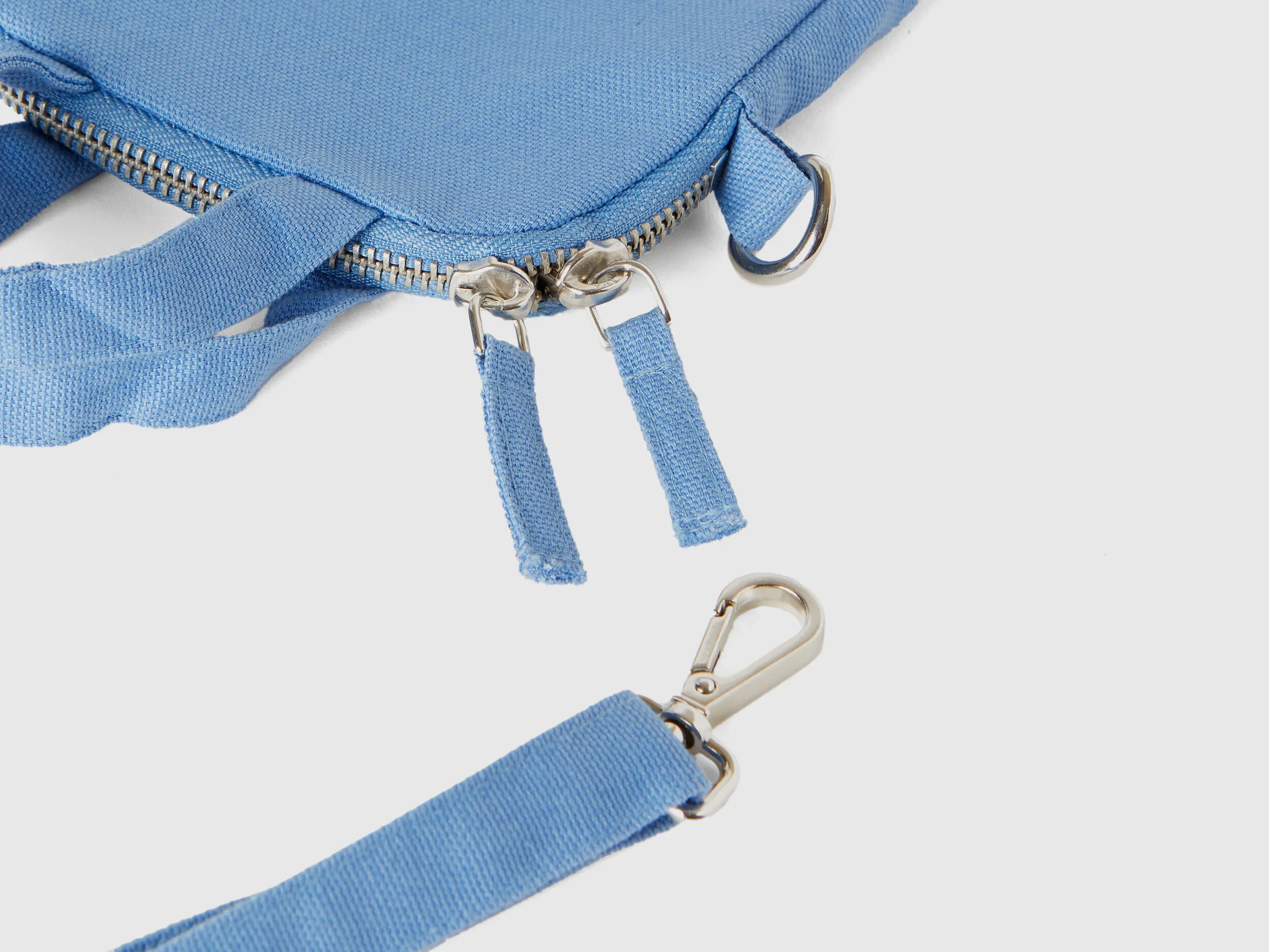 Light blue cell phone holder in pure cotton