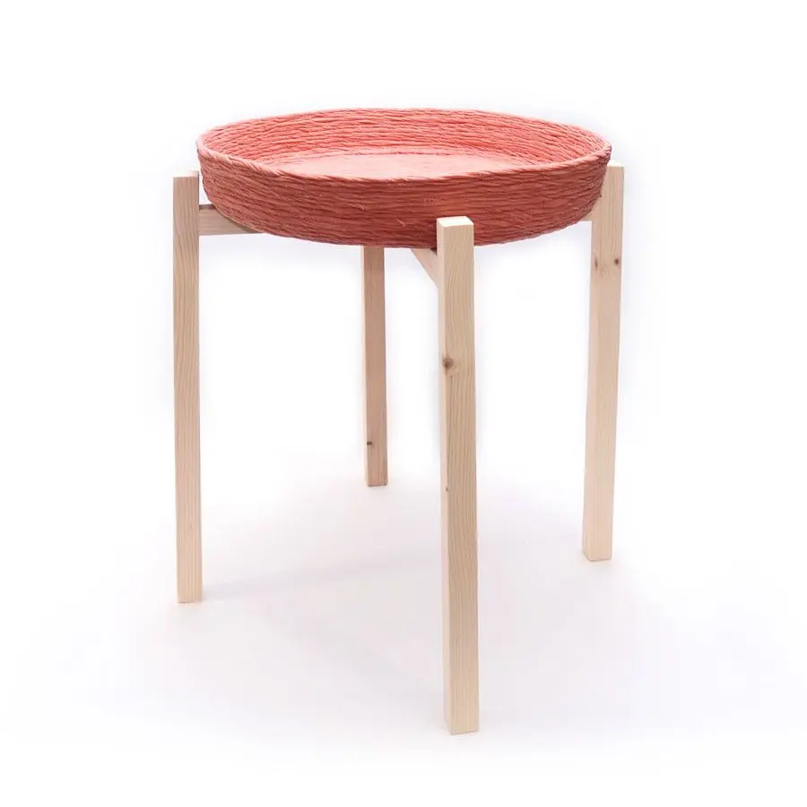 Mesa auxiliar redonda de diseño sostenible