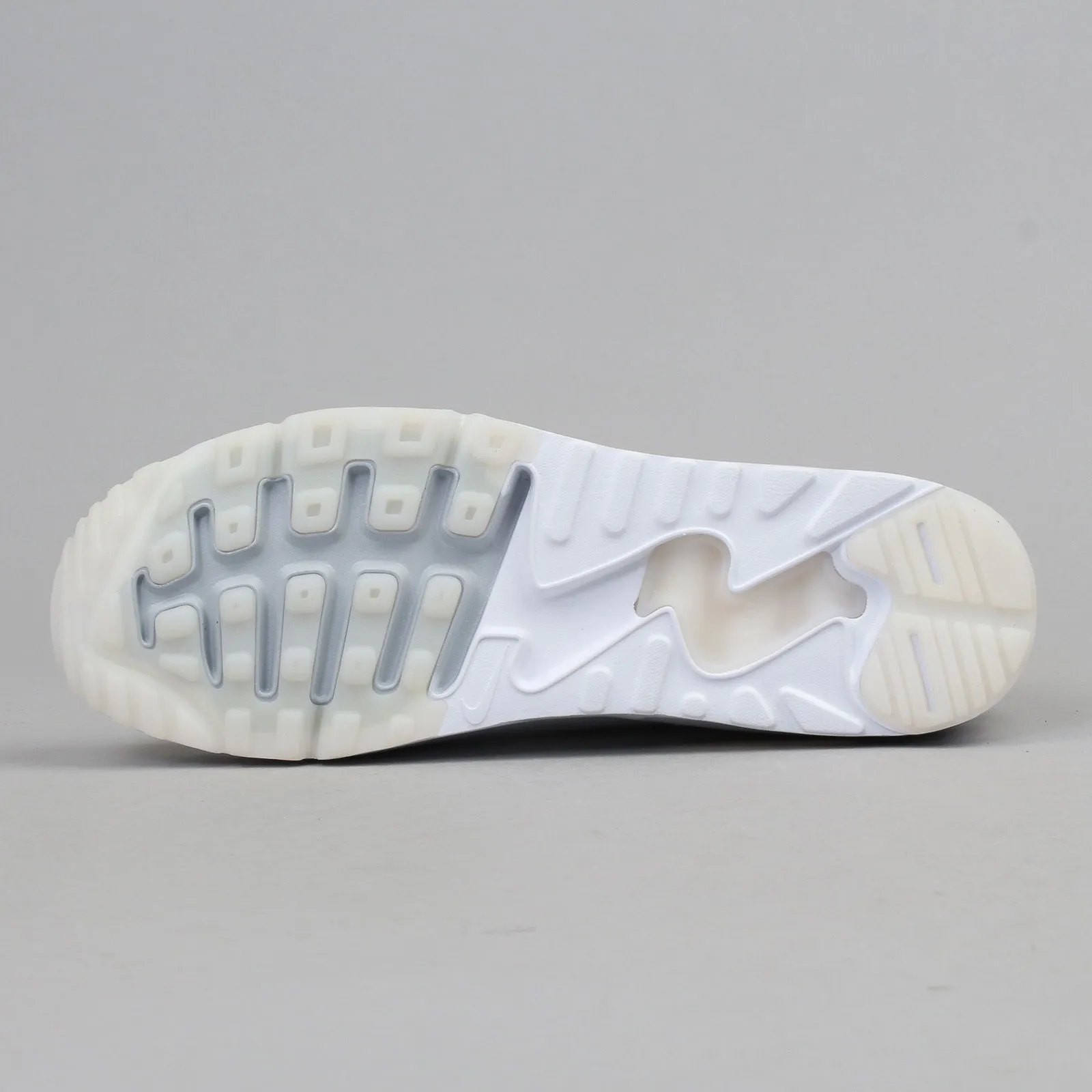 Nike Air Max 90 Ultra 2.0 Flyknit "Triple White"