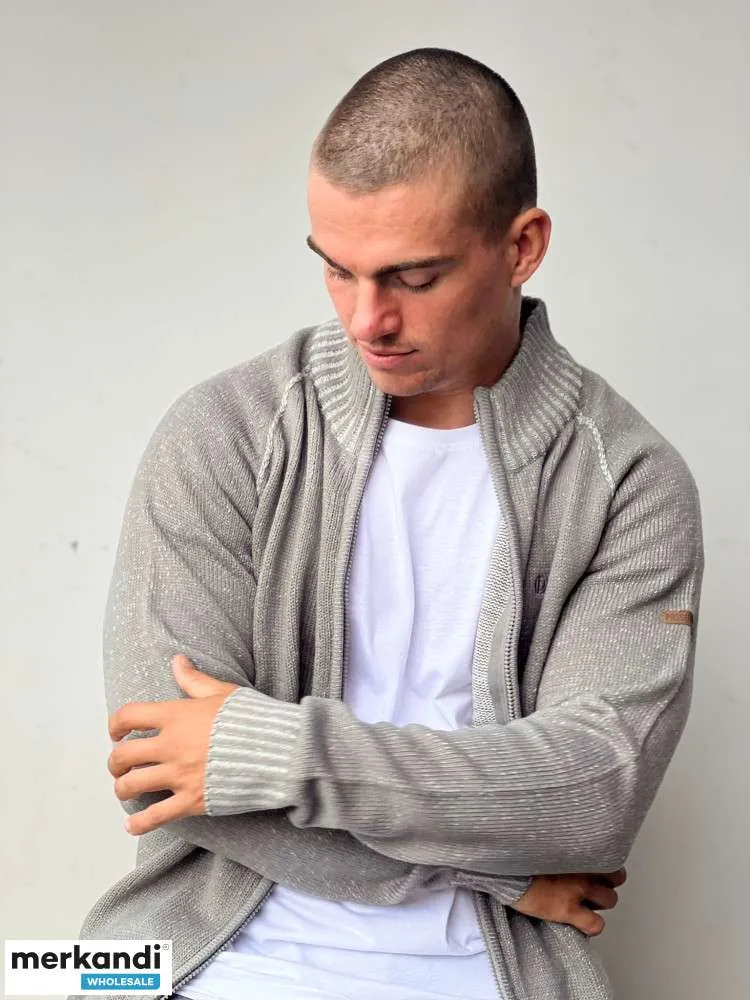 NUEVA COLECCIóN DE PASAJEROS  PAQUETE DE VENTA AL POR MAYOR DE ROPA DE HOMBRE