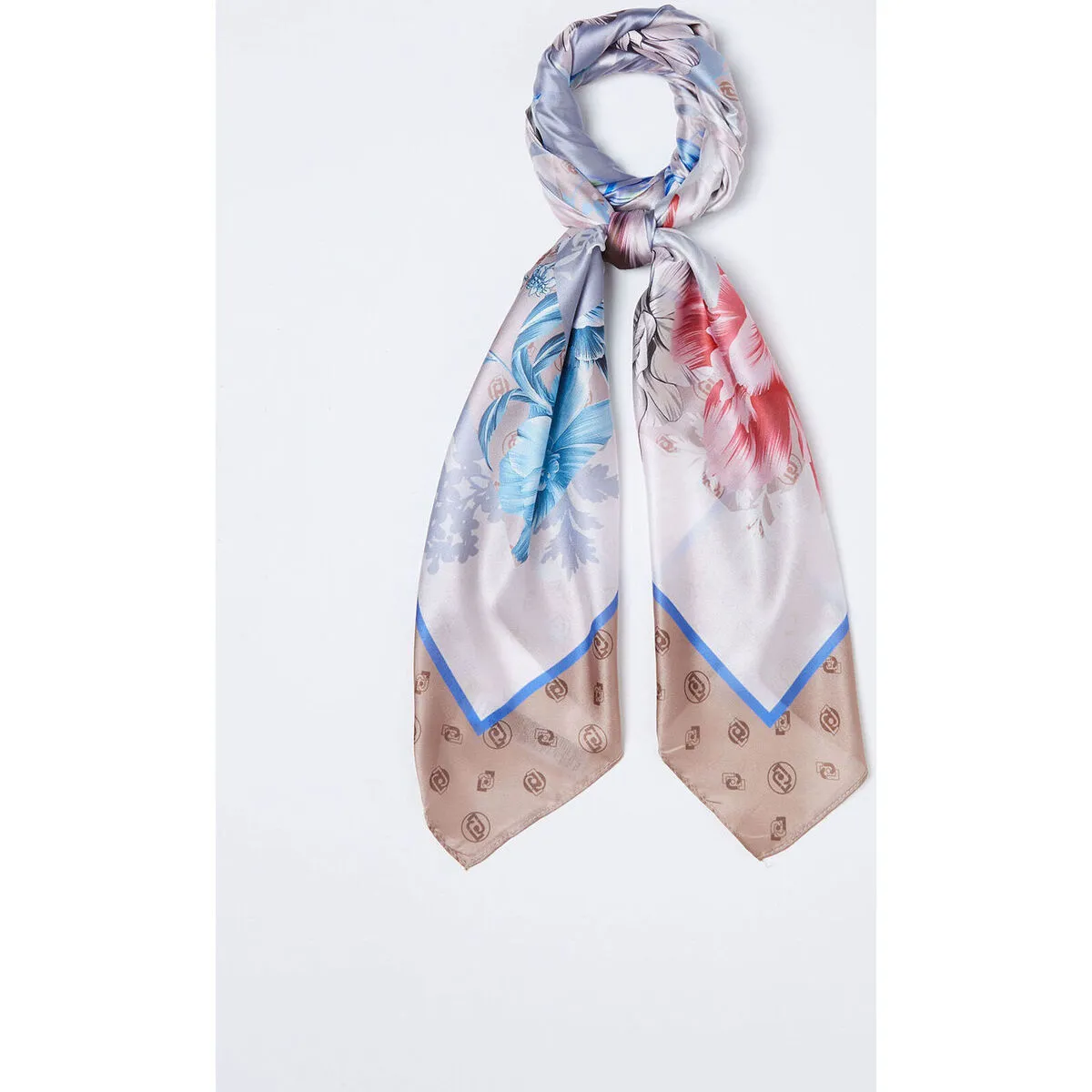 Pañuelo con estampado floral