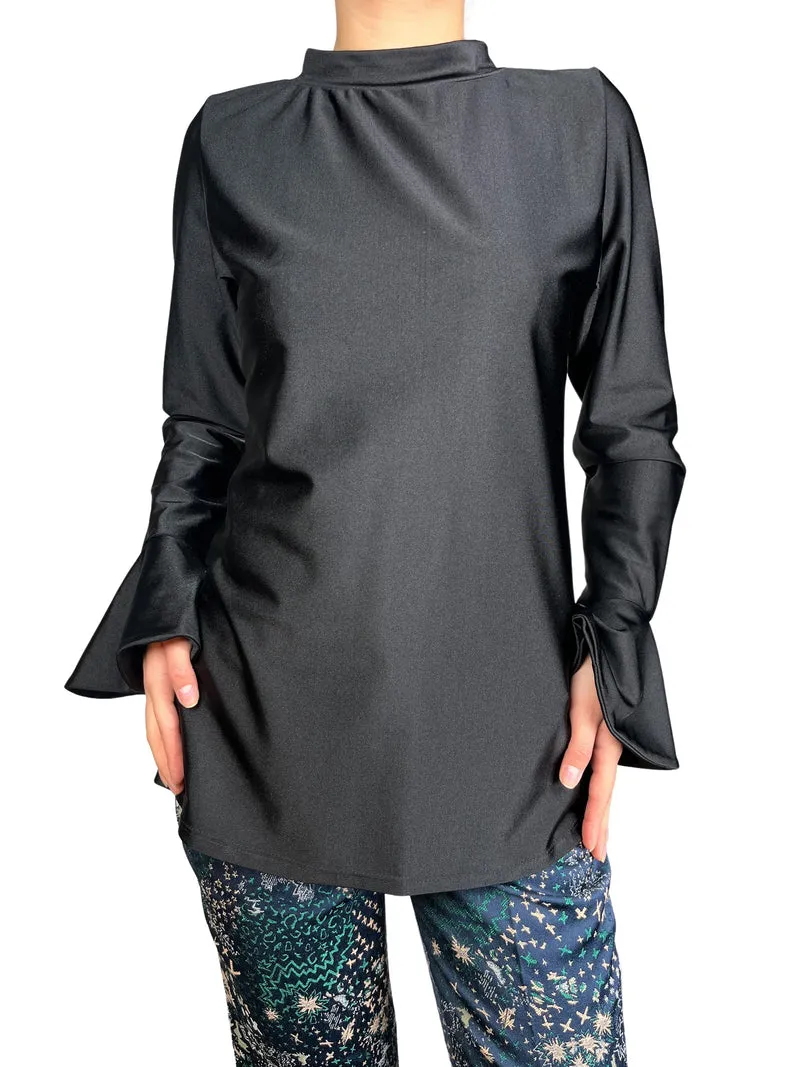 QÜINA Polera Negra Satinada