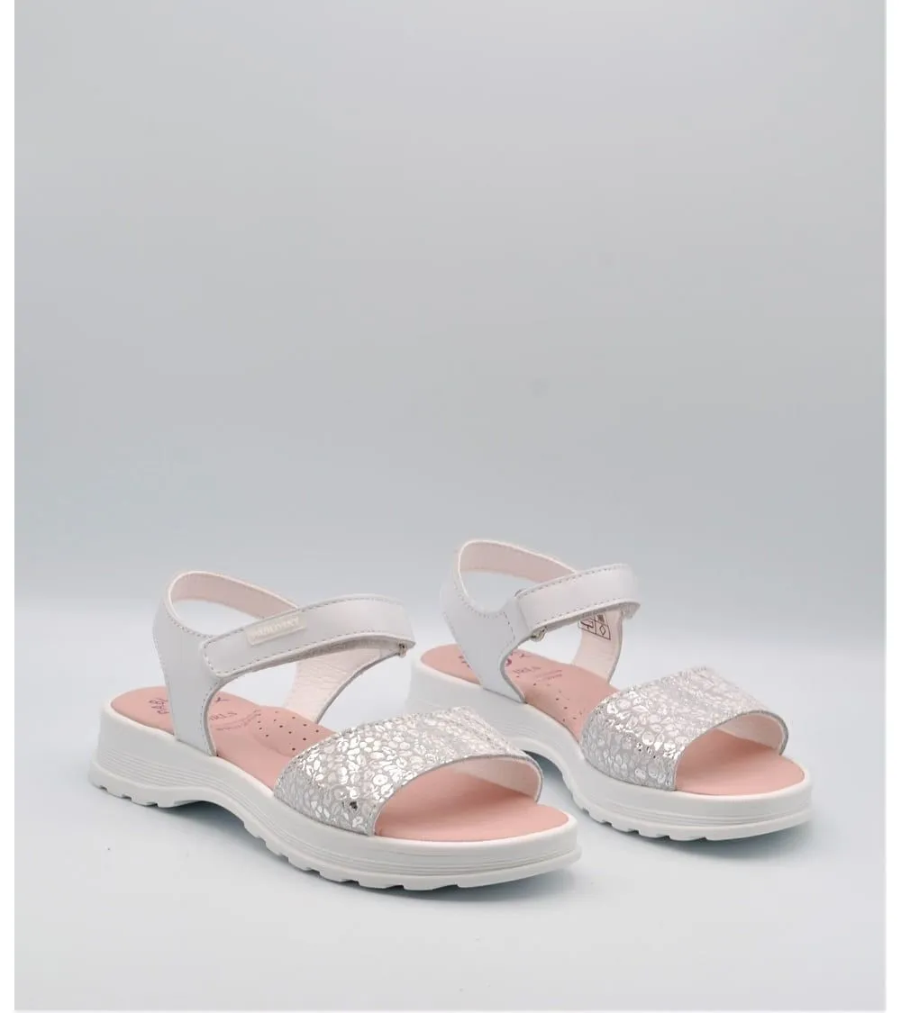 SANDALIA NIÑA PABLOSKY BLANCA FLOR METAL PLATA