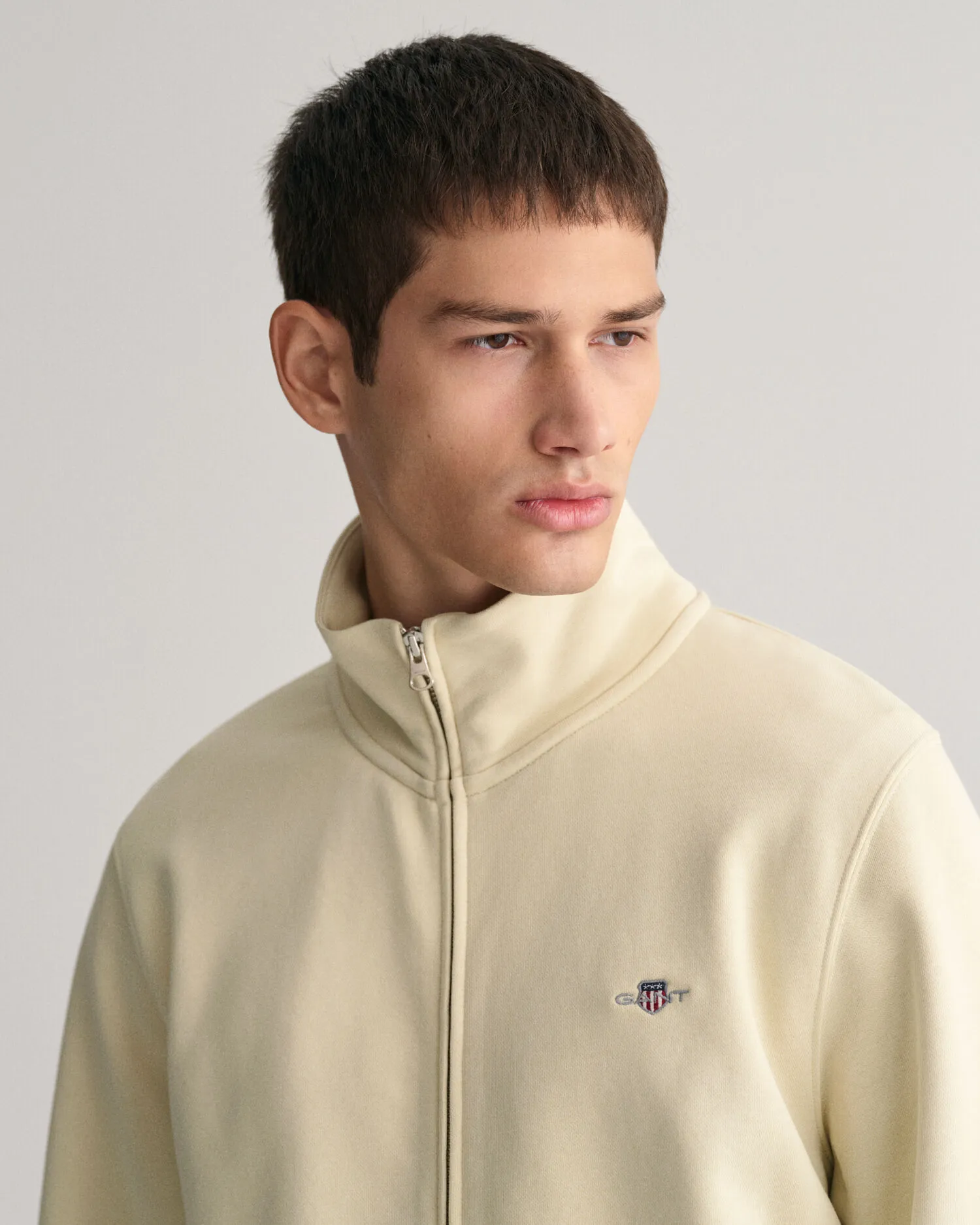 Sudadera Shield con cremallera