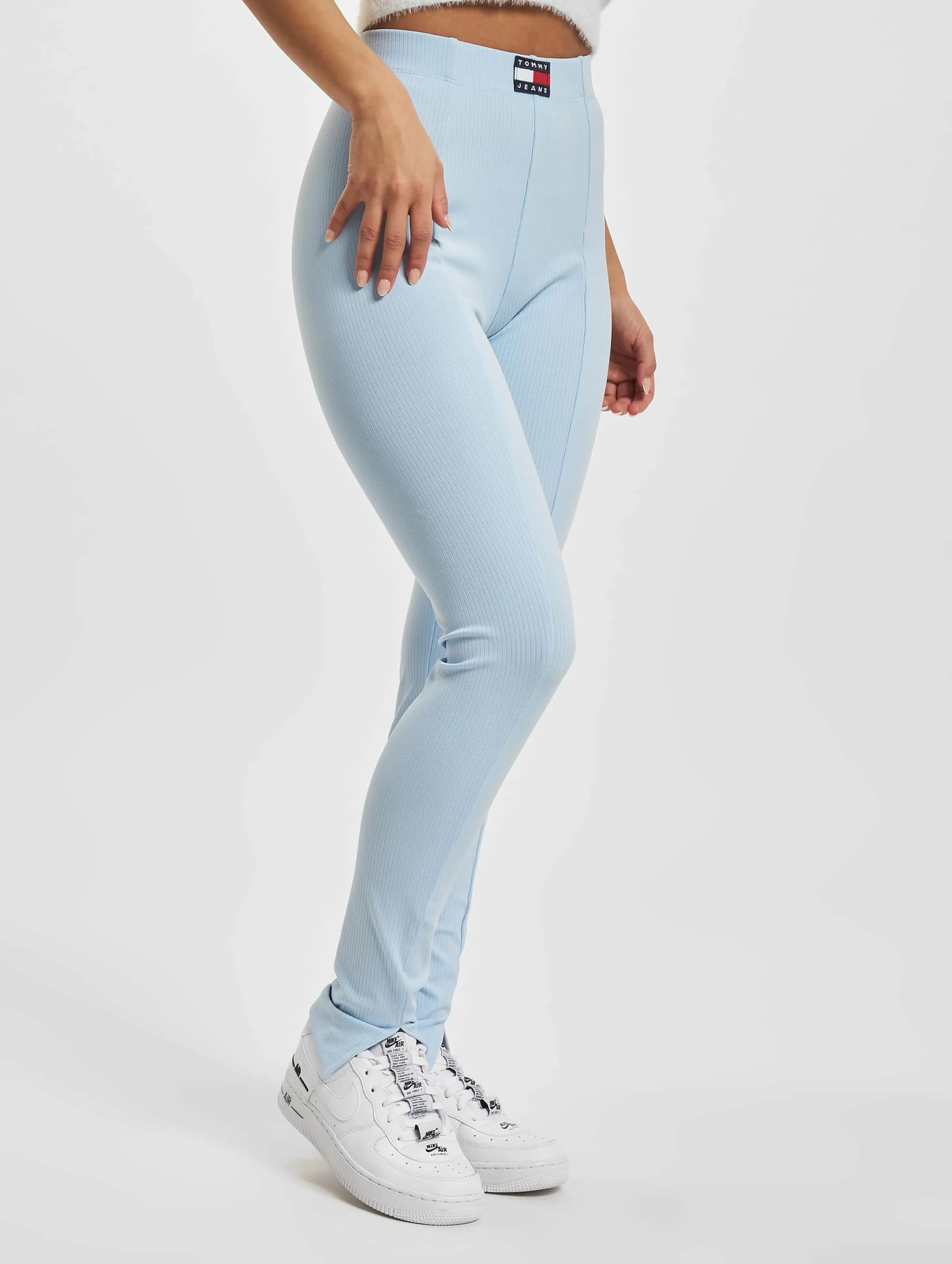 Tommy Jeans Center Badge Slit