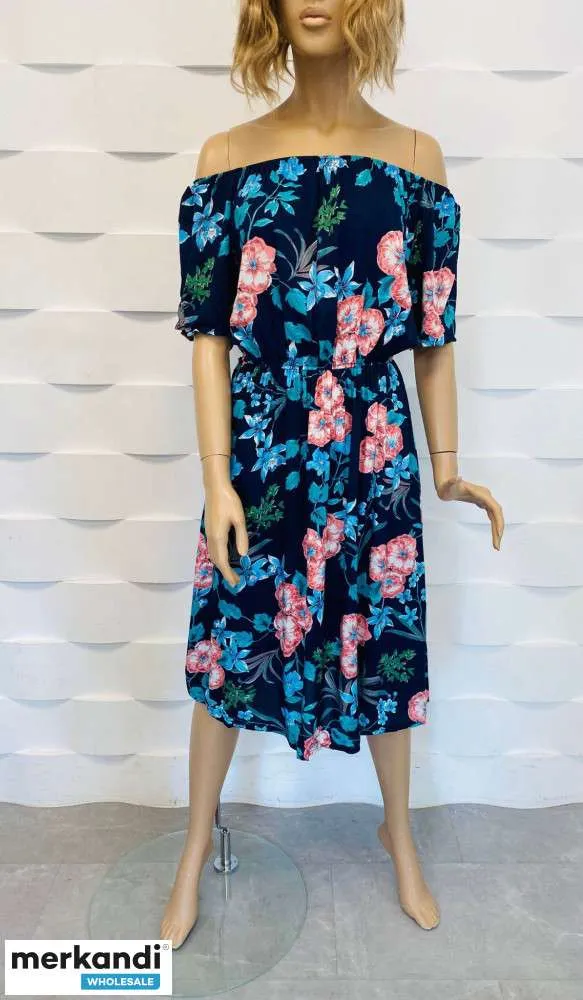 Verano, vestidos cortos con flores. Mezcla de modelos. Categoría A