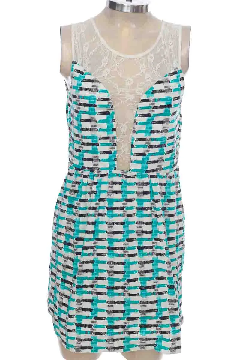 VESTIDO / ENTERIZO COLOR AGUAMARINA  TIARA