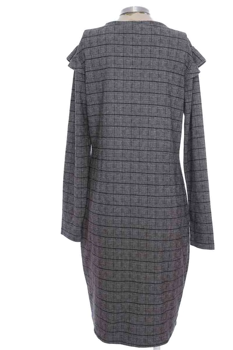 VESTIDO / ENTERIZO COLOR GRIS  PATPRIMO