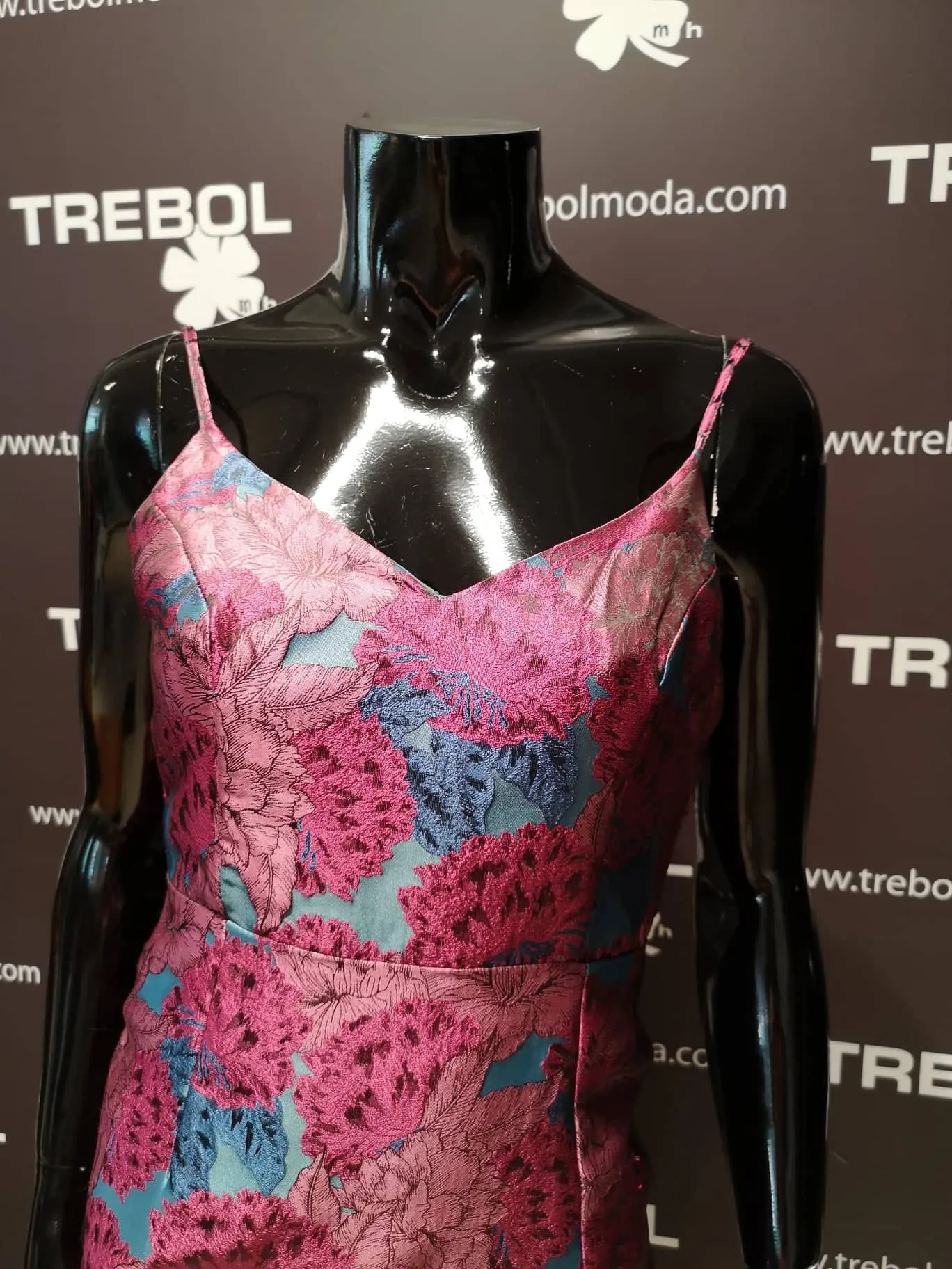 Vestido lencero midi