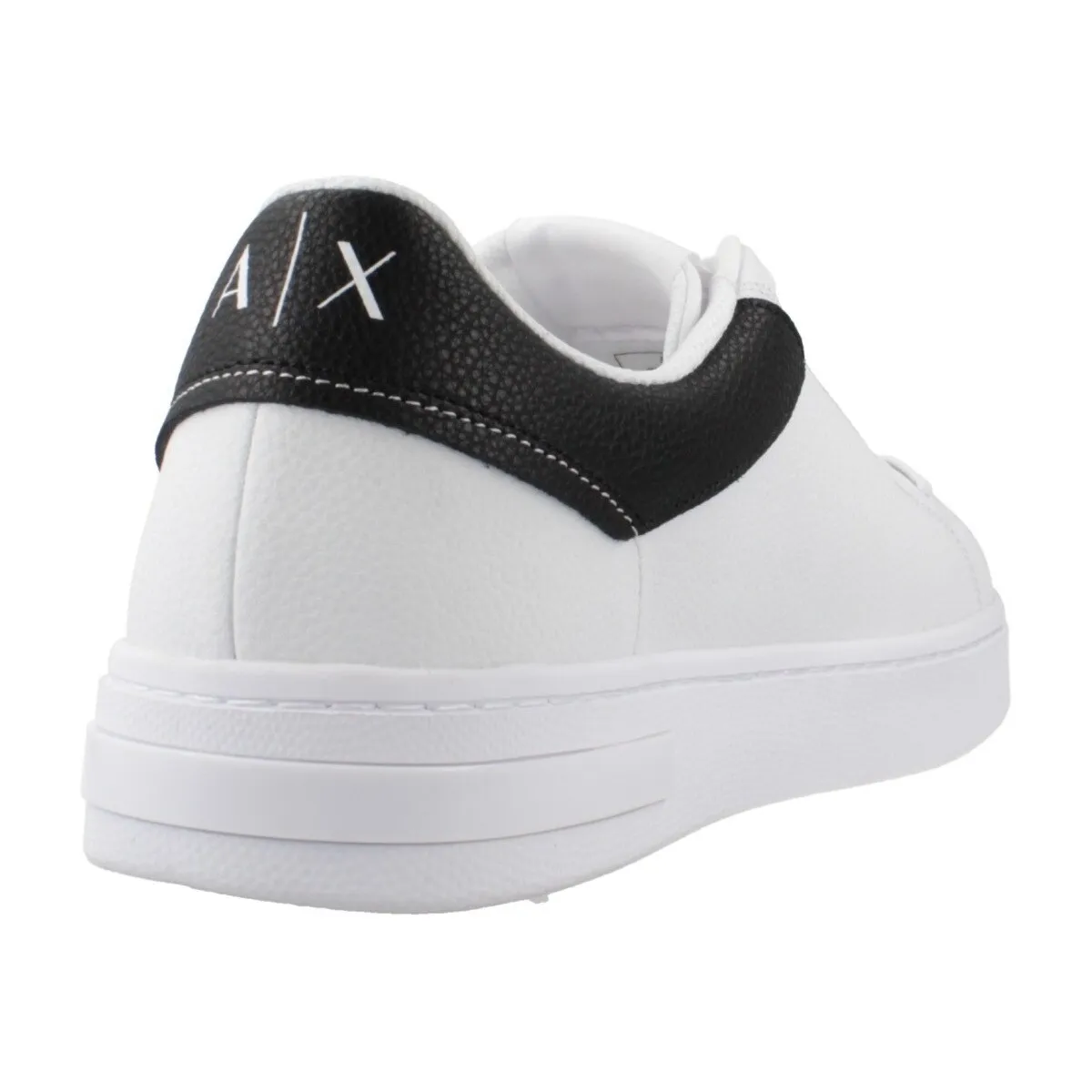 XUX216 XV854