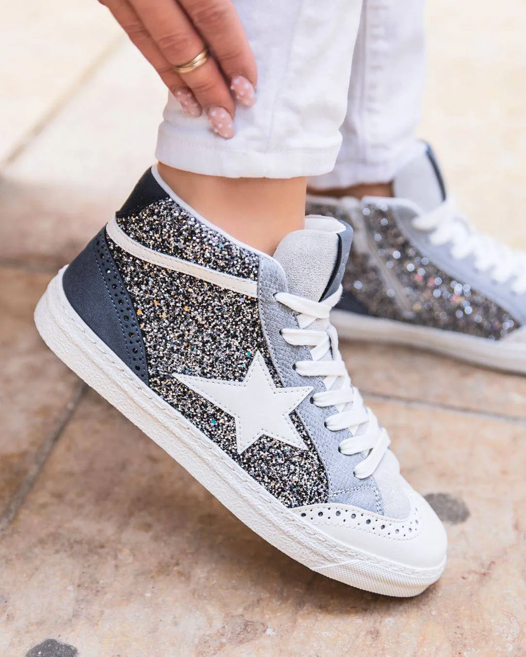 ZAPATILLAS DE MUJER AZULES CON ESTRELLA Y CAñA ALTA  NELYA