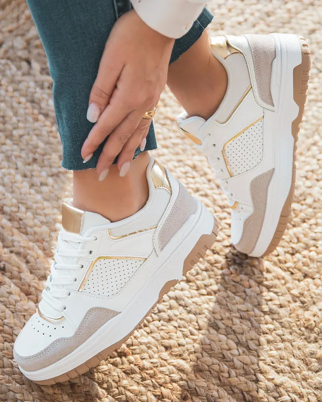 ZAPATILLAS DE MUJER DORADAS CON CORDONES  JUNE