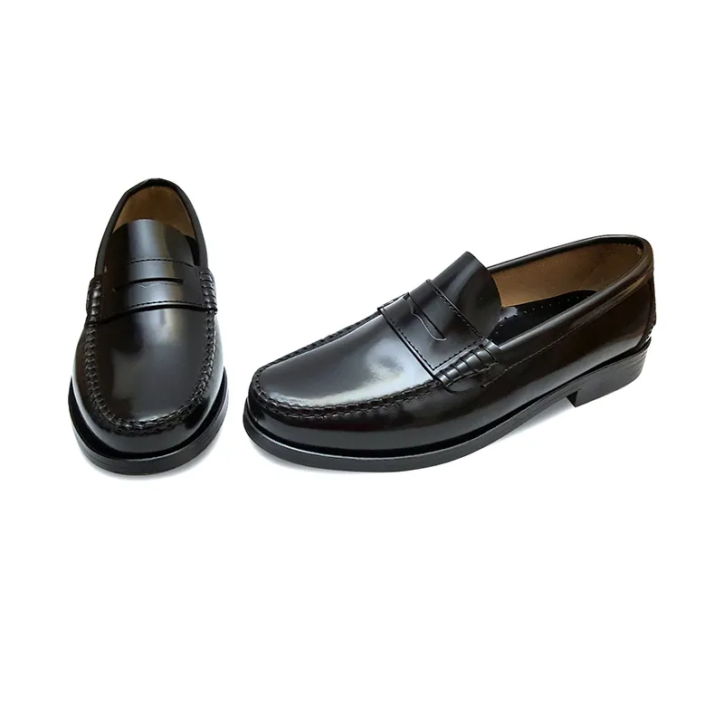 Zapatos Castellanos Hombre Piel Antifaz 800 Negro, de Latino